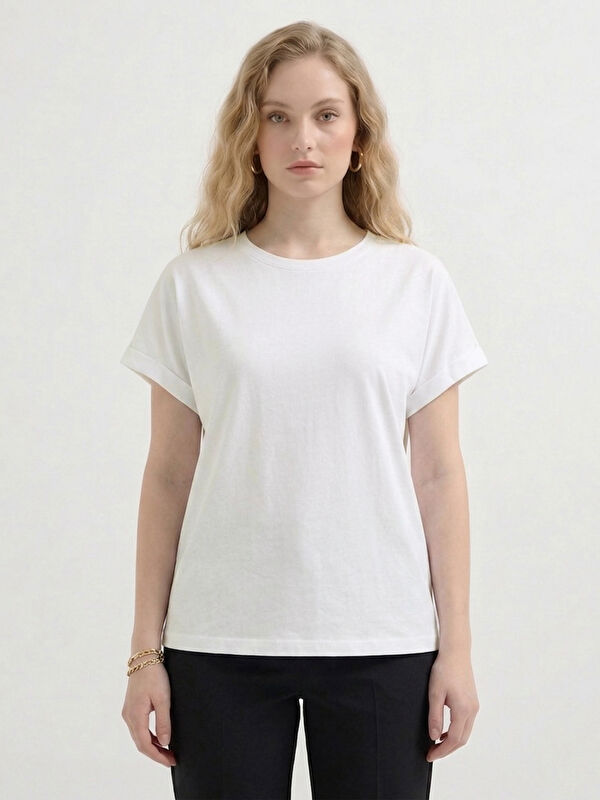 Kadın Beyaz Tişört