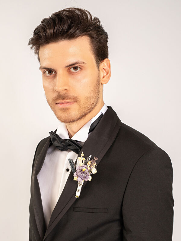 Erkek Gri Yaka Çiçeği