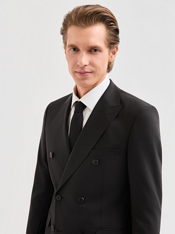 Erkek Siyah Takım Elbise