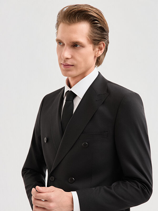 Erkek Siyah Takım Elbise