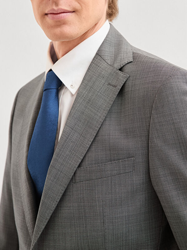 Erkek Gri Takım Elbise