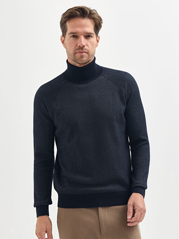 Erkek Lacivert Yün Karışımlı Boğazlı Yaka Desenli Triko Kazak