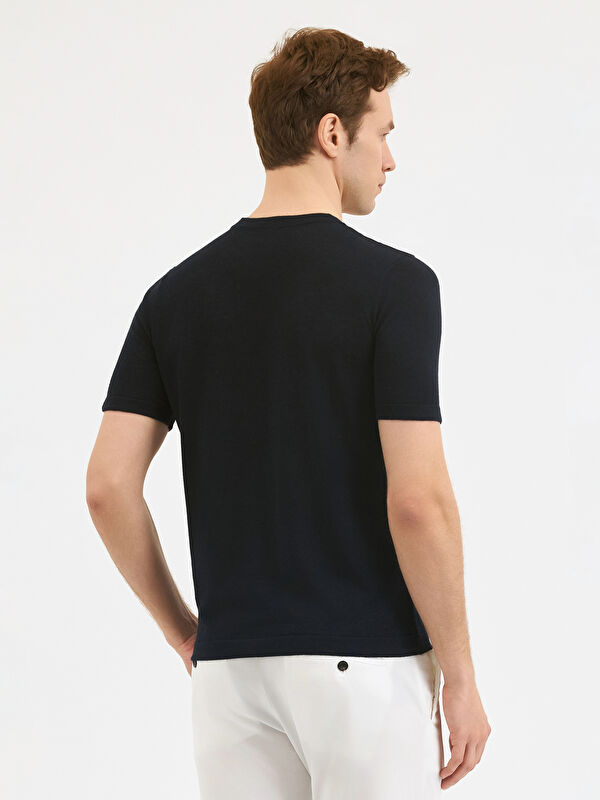 Erkek Lacivert Keten Karışımlı Triko Tişört