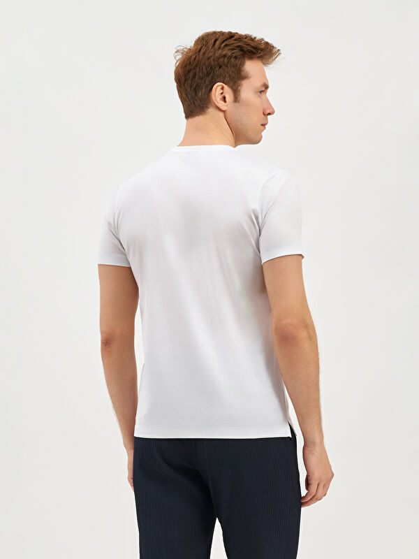 Erkek Beyaz Tişört