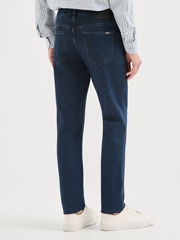 Erkek Lacivert Slim Fit Pamuk Karışımlı Jean Pantolon