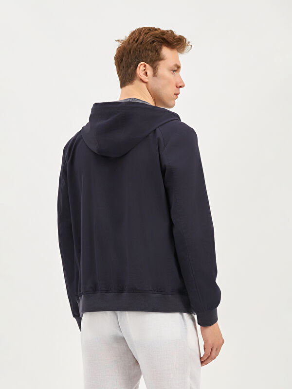 Erkek Lacivert Kapüşonlu Mont