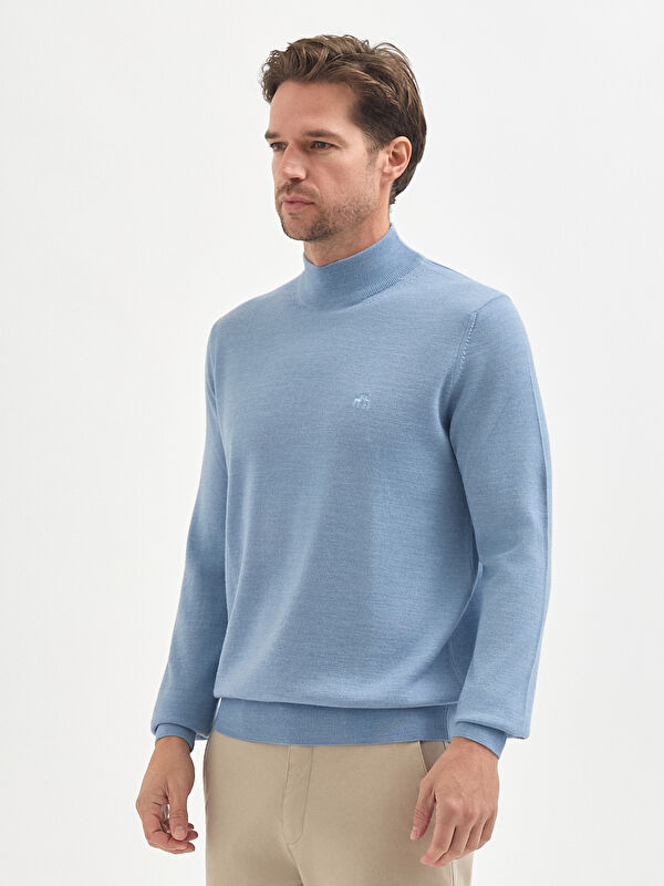 Erkek Açık Mavi Yün Karışımlı Yarım Balıkçı Yaka Triko Kazak