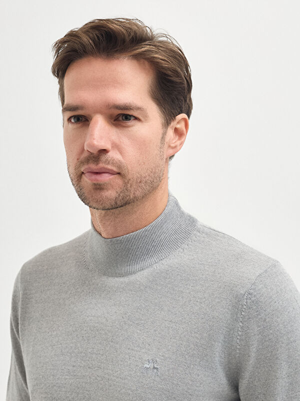 Erkek Açık Gri Yün Karışımlı Yarım Balıkçı Triko Kazak