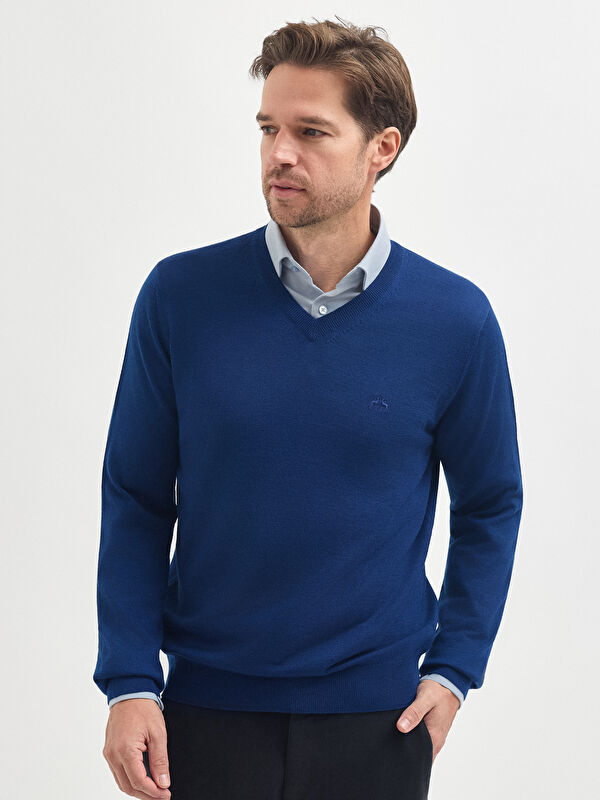 Erkek Mavi Yün Karışımlı V Yaka Triko Kazak
