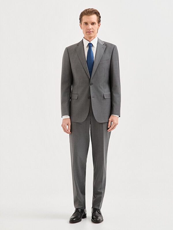 Erkek Gri Takım Elbise