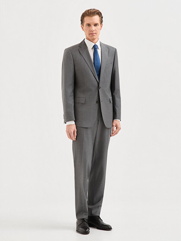 Erkek Gri Takım Elbise