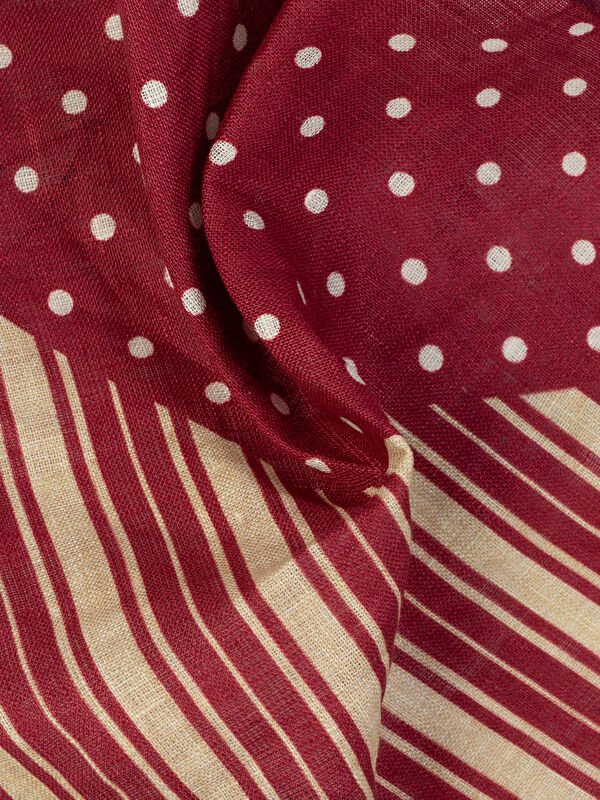 Erkek Kırmızı Mendil