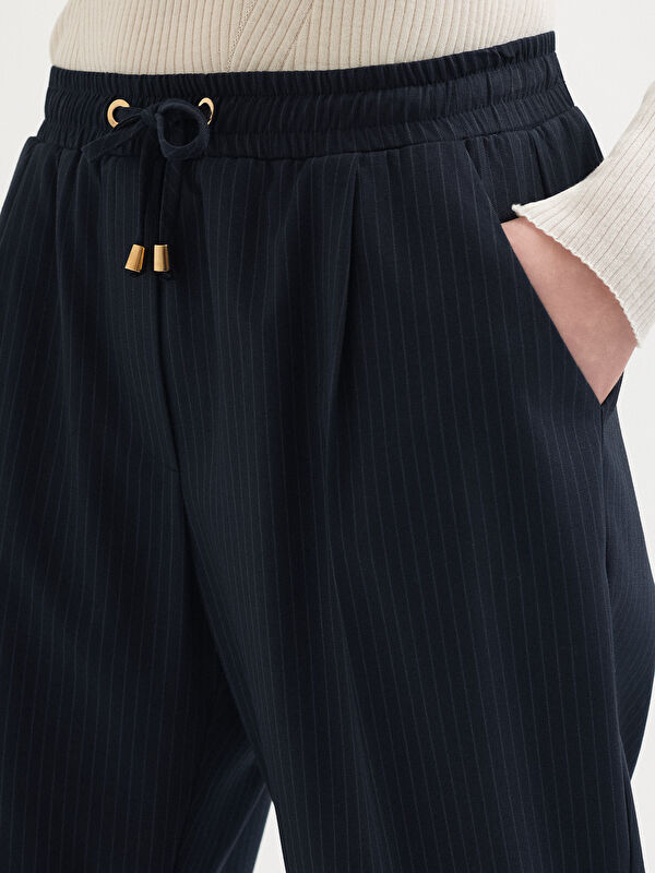 Kadın Lacivert Pantolon