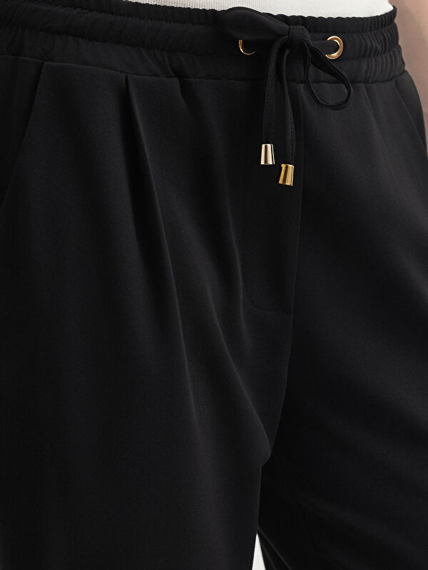 Kadın Siyah Pantolon