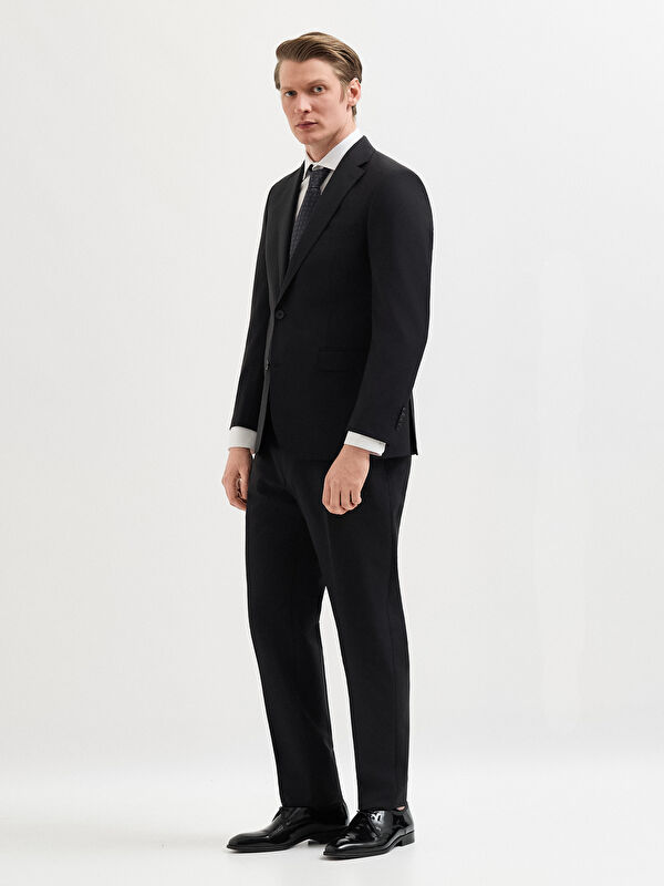 Erkek Siyah Takım Elbise