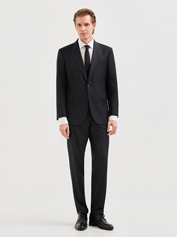 Erkek Lacivert Takım Elbise