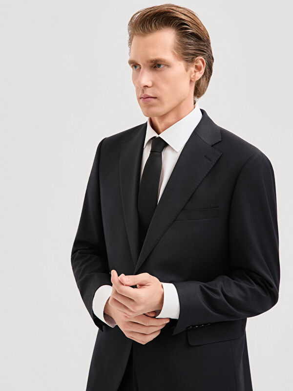 Erkek Lacivert Takım Elbise