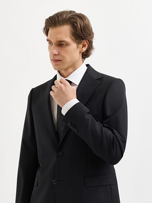 Erkek Siyah Takım Elbise